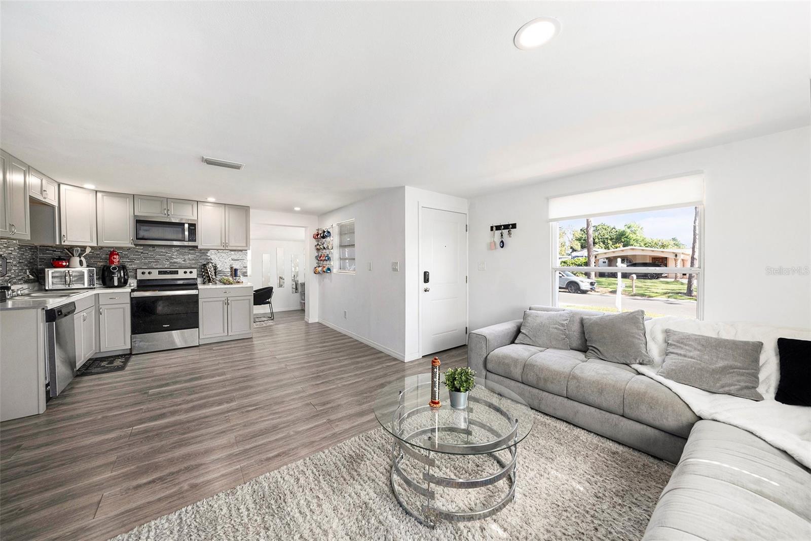 WEST PARK ESTATES UNIT 4 - Residential