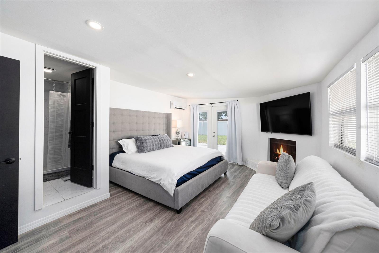 WEST PARK ESTATES UNIT 4 - Residential