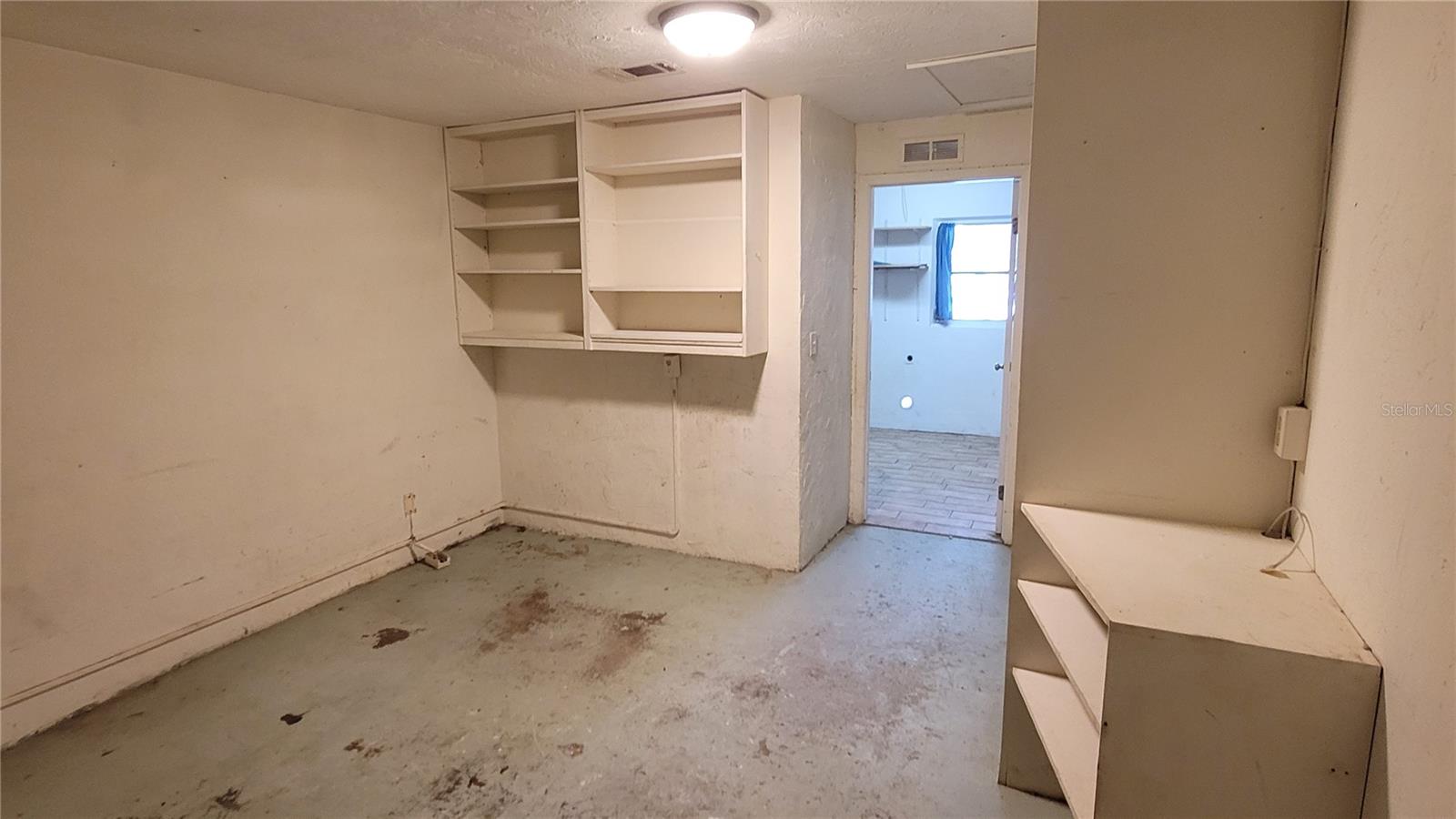 BEVERLY HILLS UNIT 06 - Residential