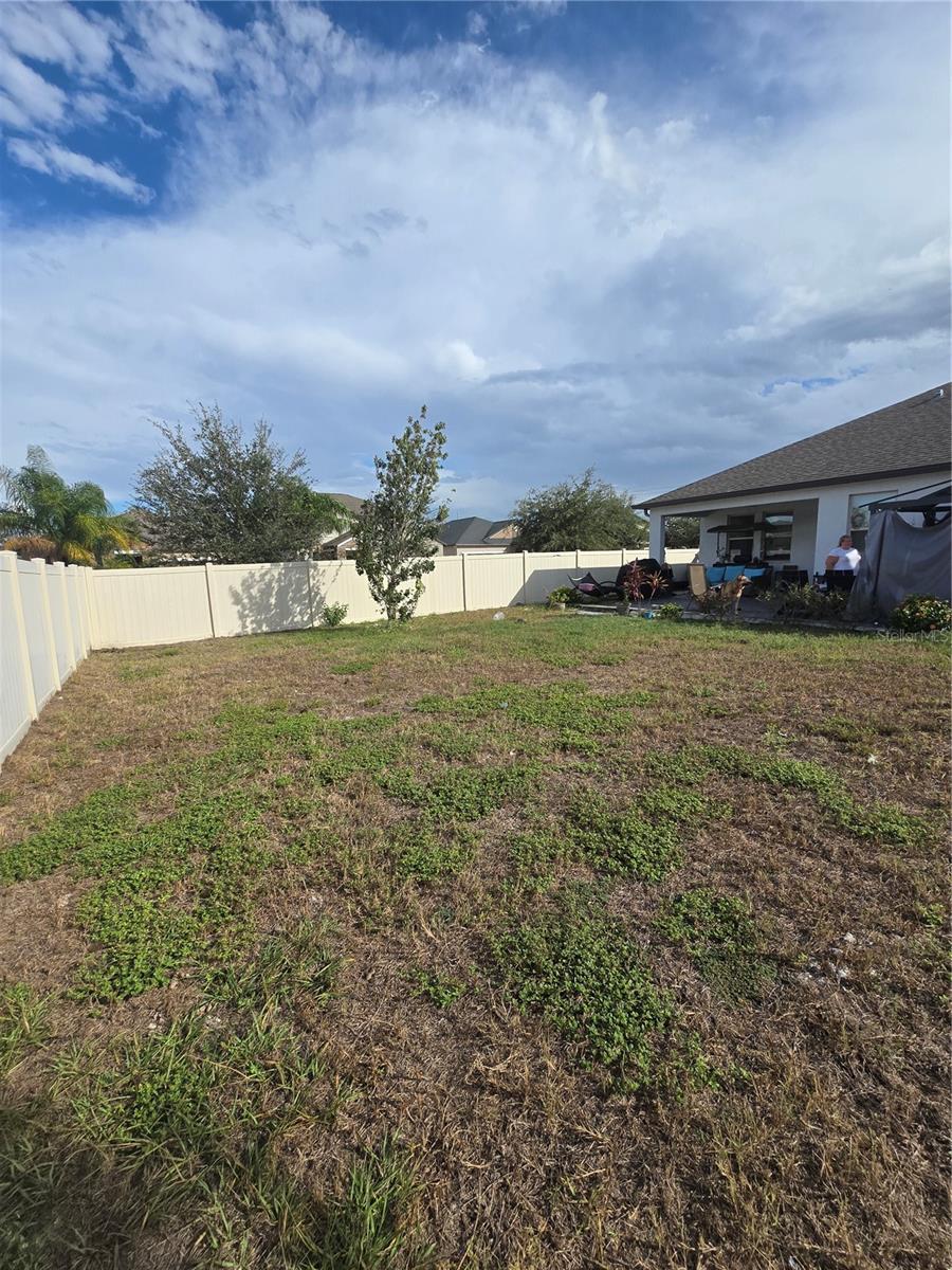 RIVERCREST LAKES - Residential