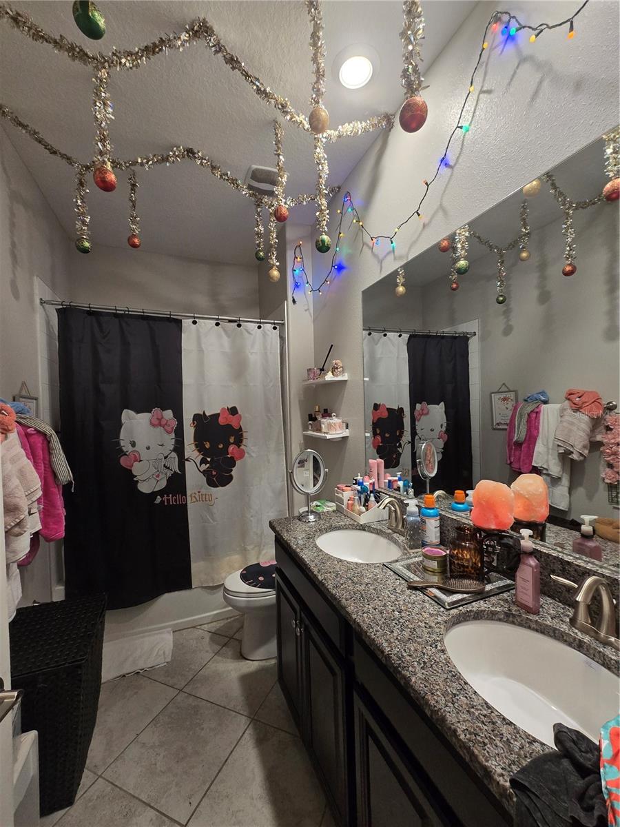 RIVERCREST LAKES - Residential