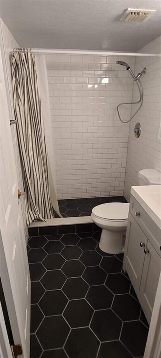 Photo 14 of 19 of 2301 S ATLANTIC AVENUE 530 condo