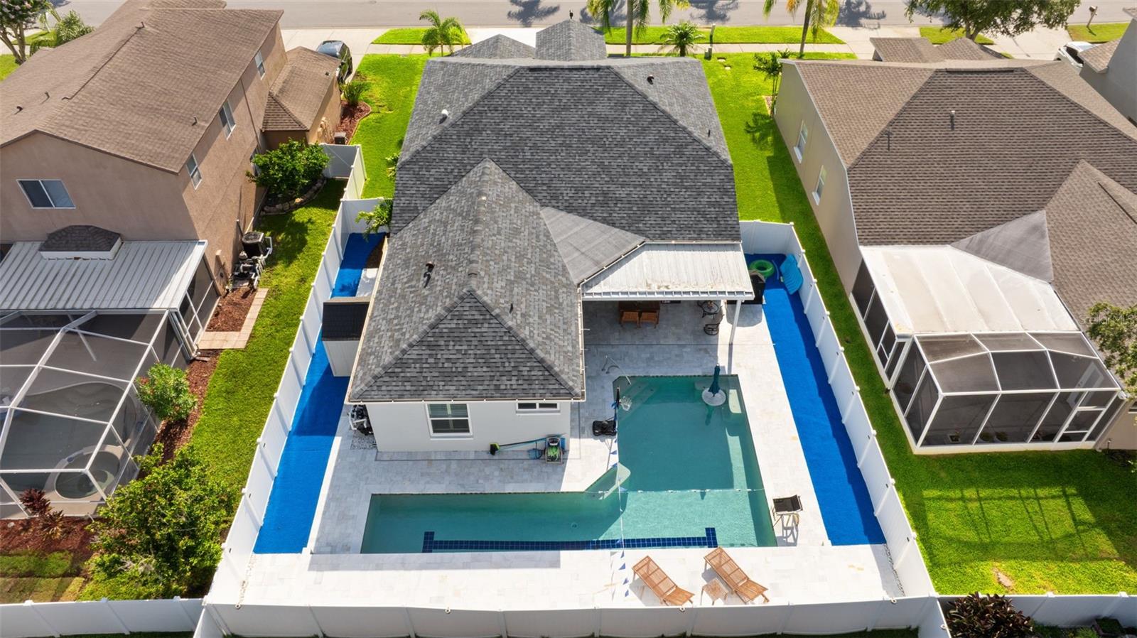 1631 SHADY OAKS DRIVE