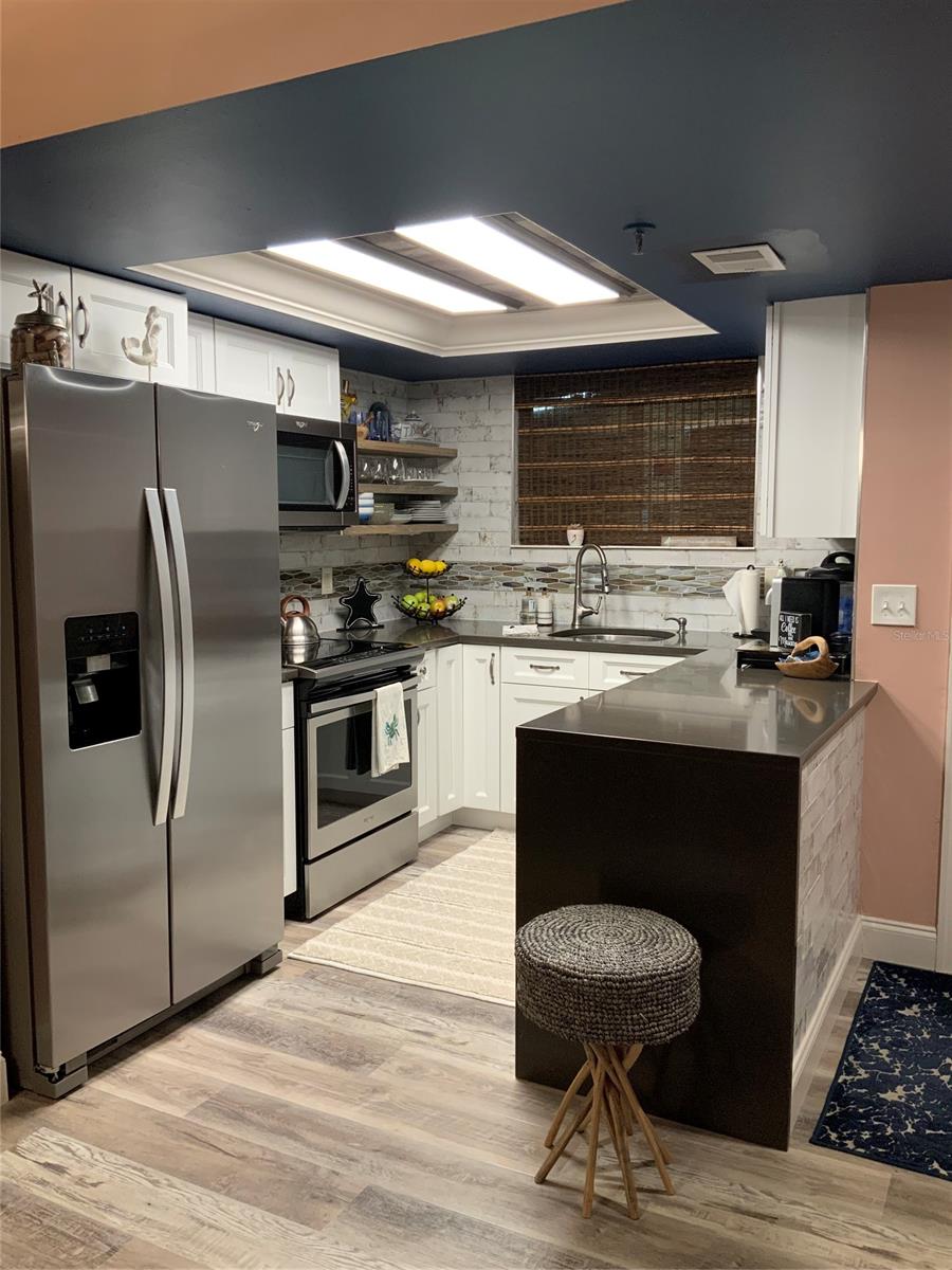 Oceania Plaza Condo - Residential