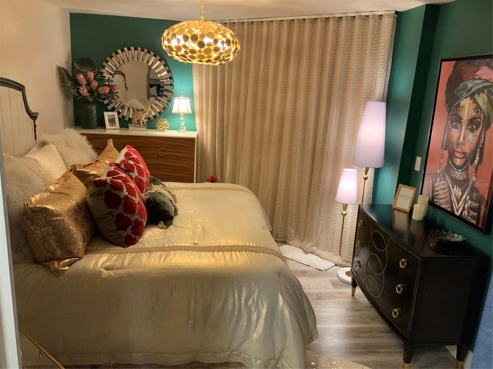 Oceania Plaza Condo - Residential