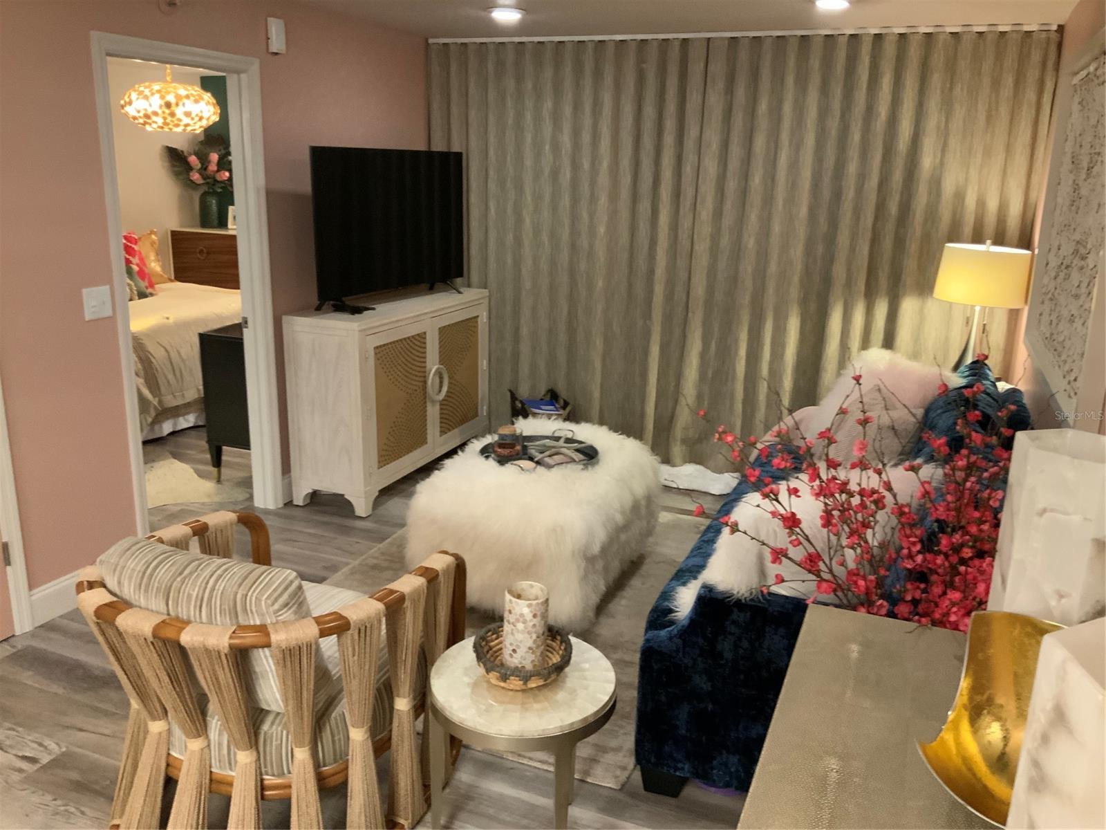 Oceania Plaza Condo - Residential