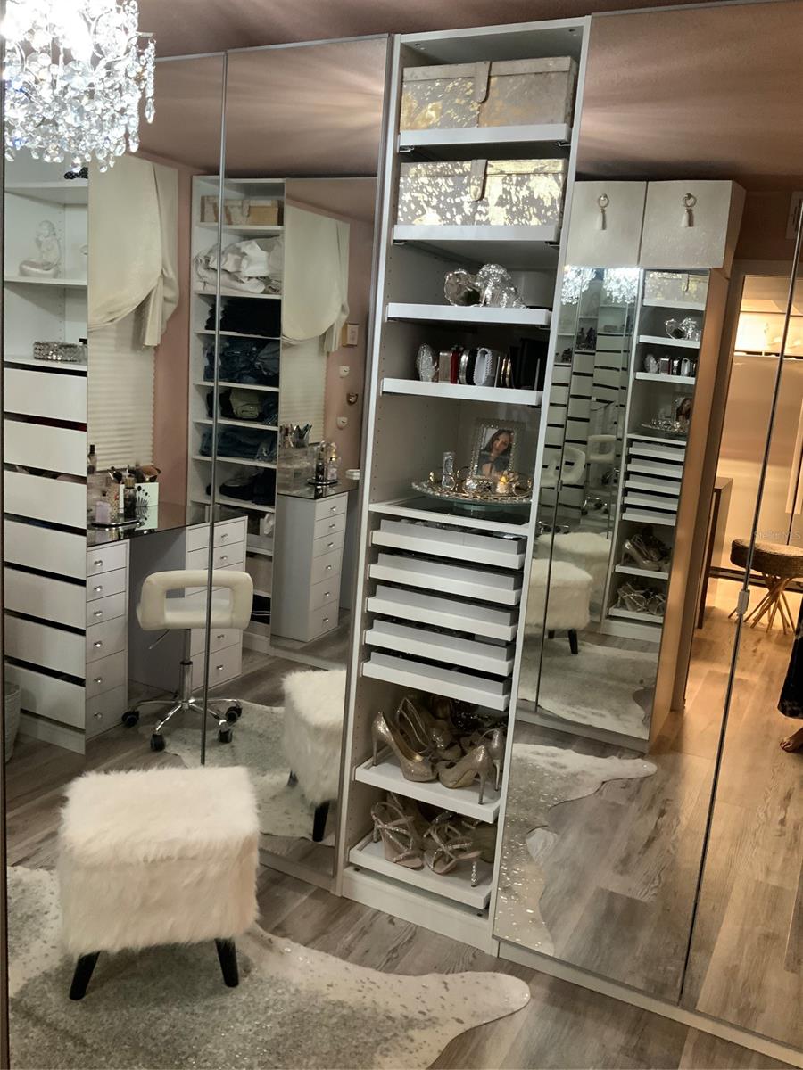 Oceania Plaza Condo - Residential