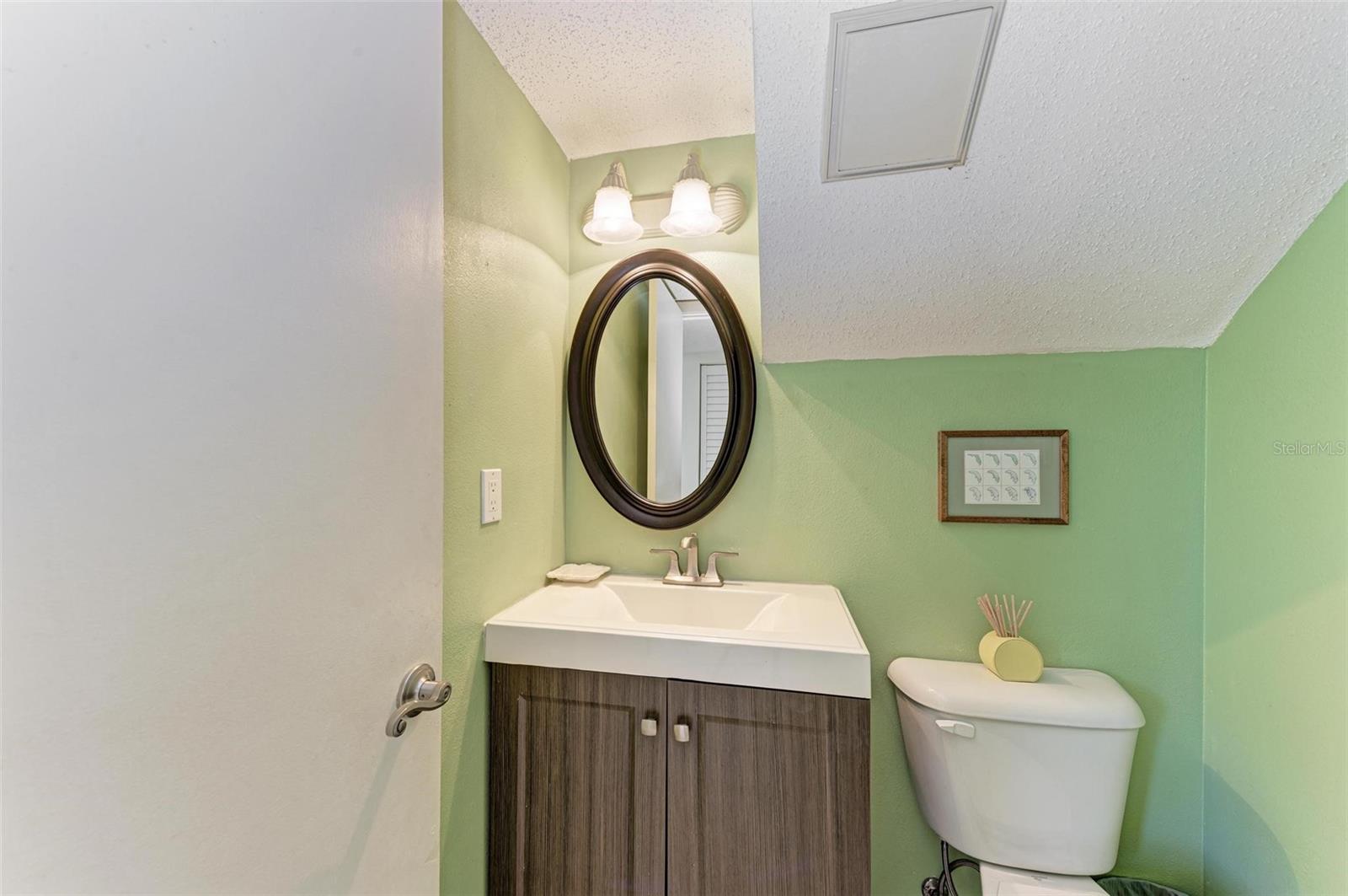 BAY OAKS - Residential