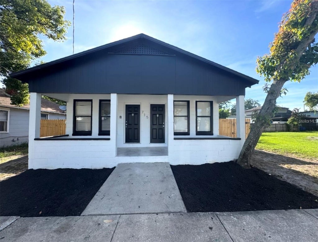 Photo of 715 Jernigan Avenue, Orlando, FL 32805 (MLS # S5159870)
