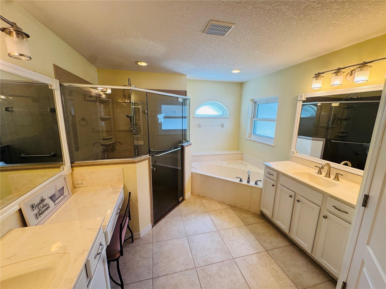 ROLLING RANCH ESTATE - Residential