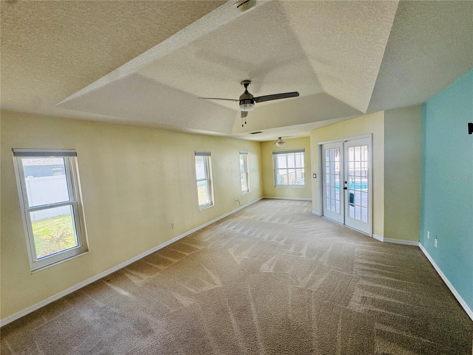 ROLLING RANCH ESTATE - Residential