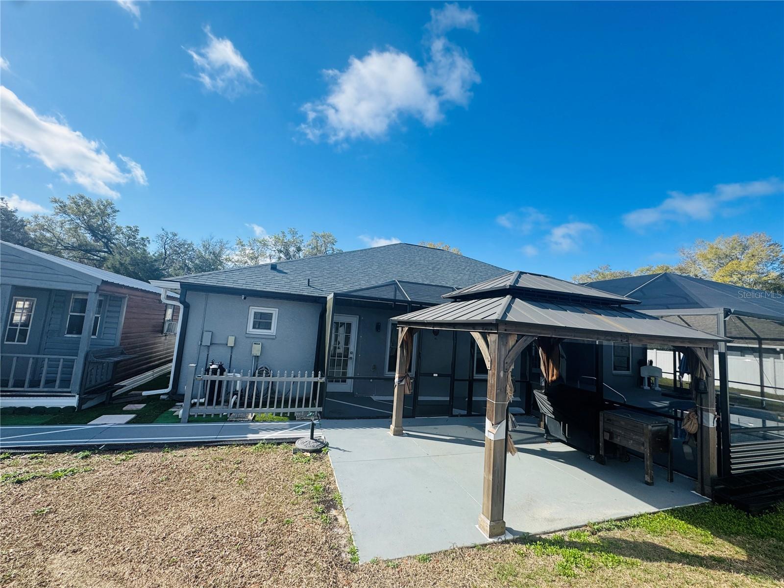 ROLLING RANCH ESTATE - Residential