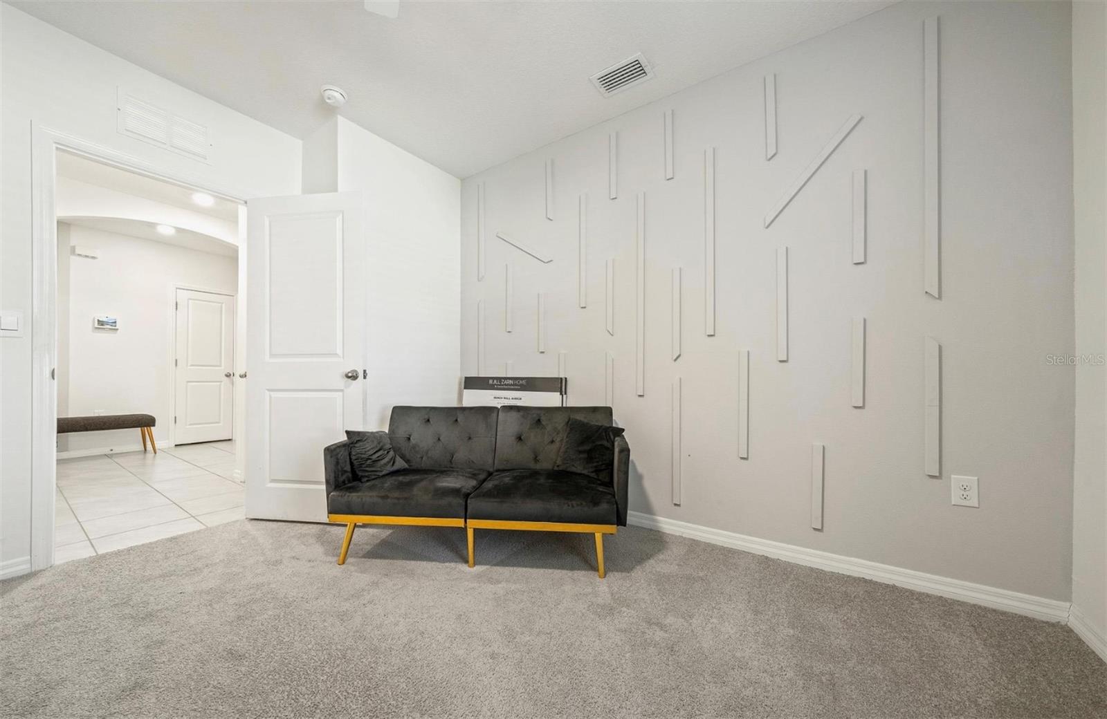 LAKE DIAMOND NORTH - Residential