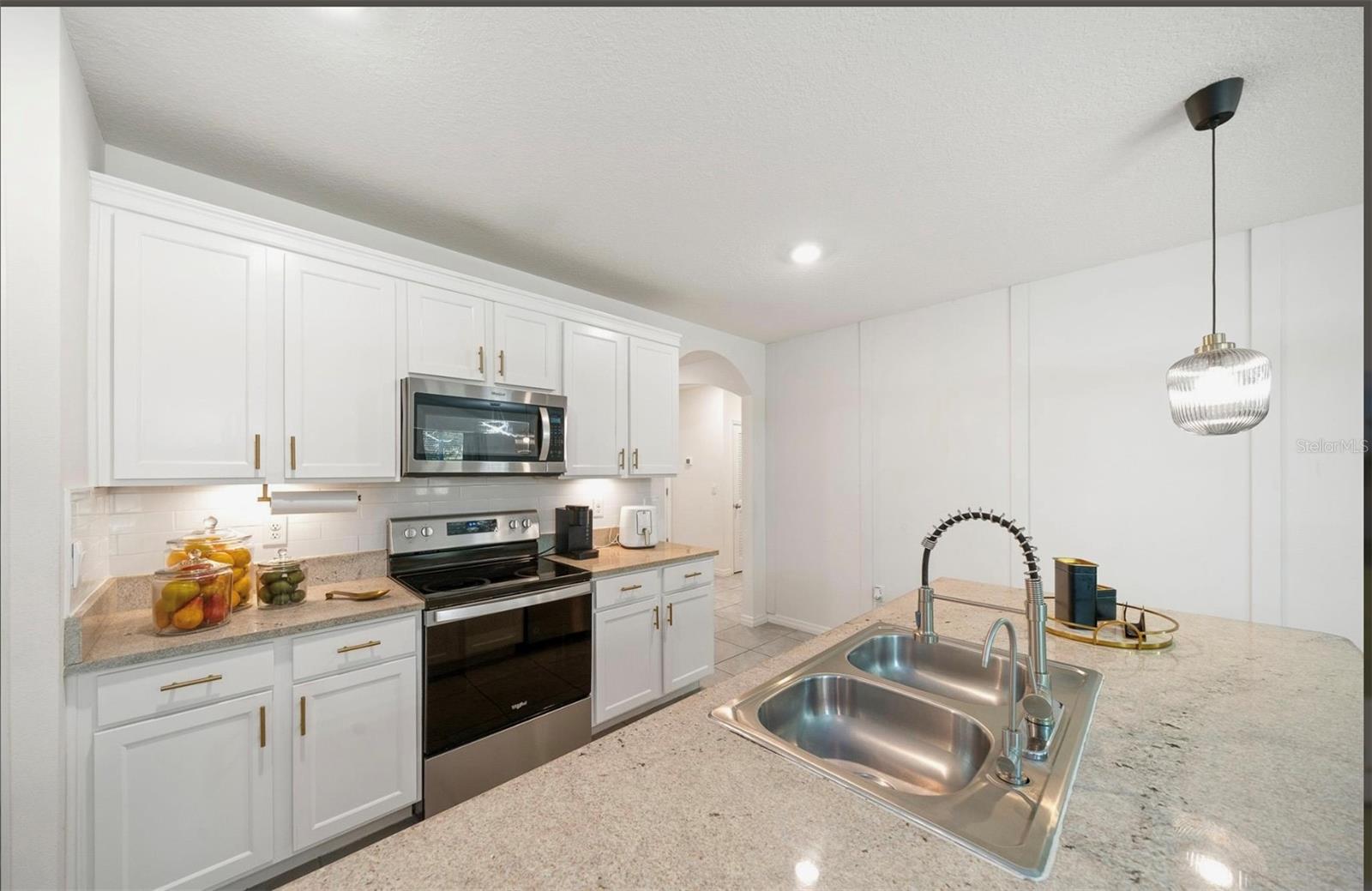 LAKE DIAMOND NORTH - Residential