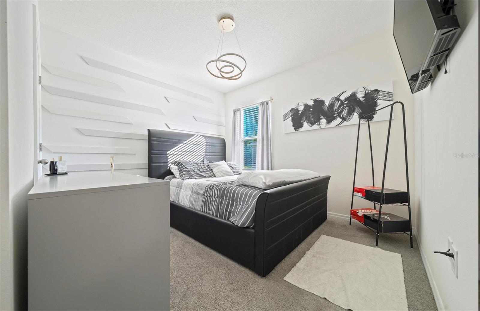 LAKE DIAMOND NORTH - Residential