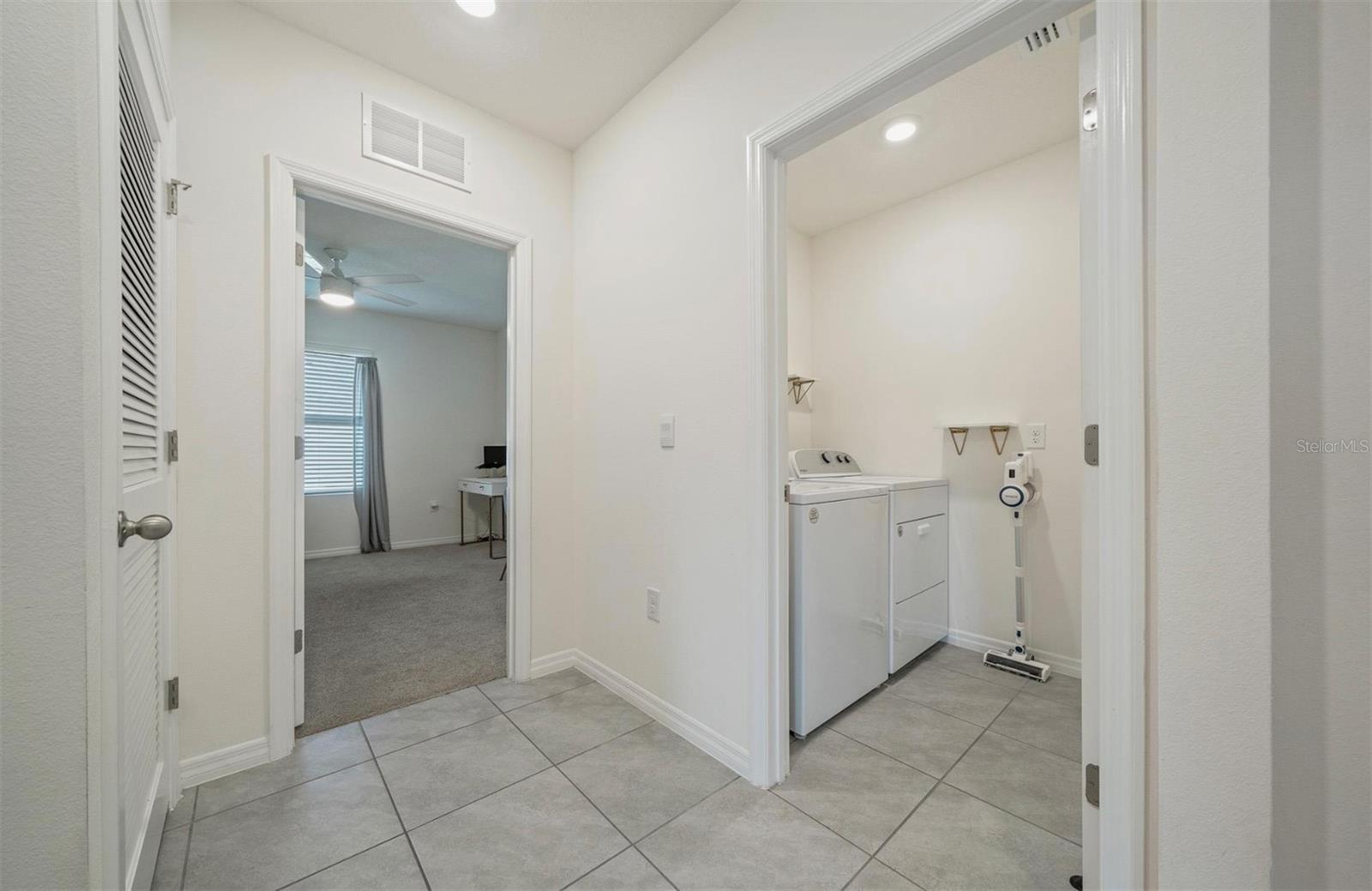 LAKE DIAMOND NORTH - Residential