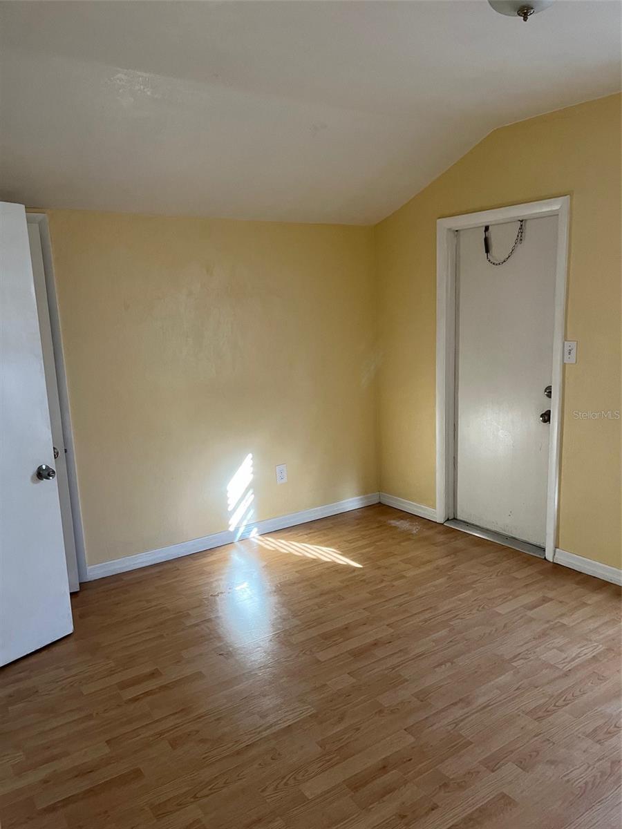 MORRISSEYS BLK 43 01/2 EAST DAYTONA - Residential Lease