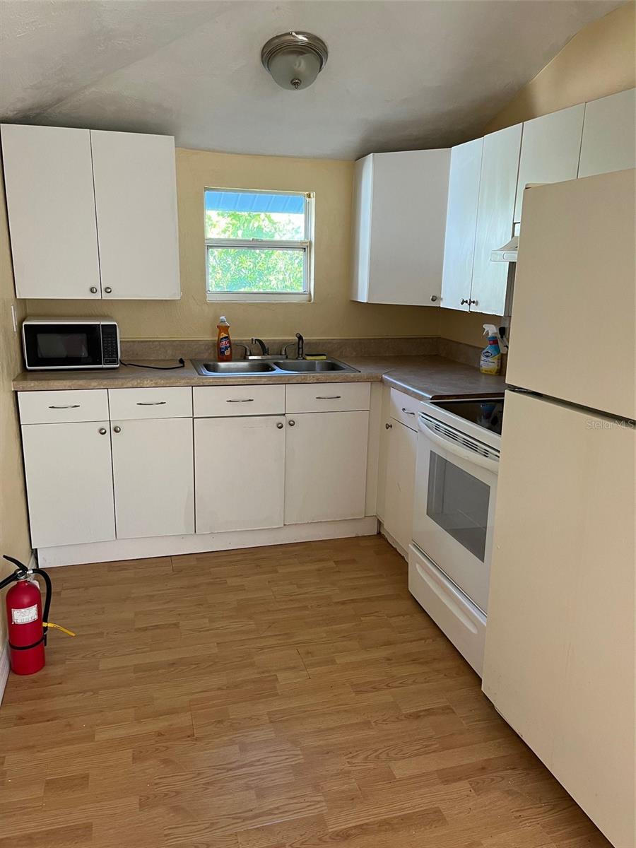 MORRISSEYS BLK 43 01/2 EAST DAYTONA - Residential Lease