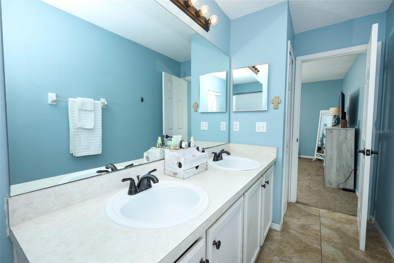 STONE CREEK 44/131 - Residential