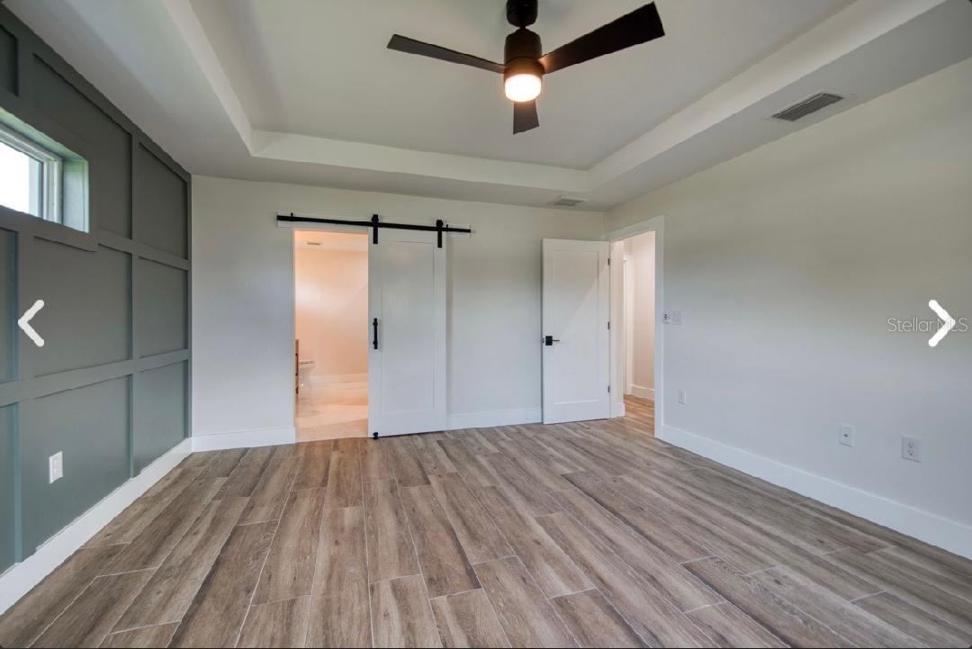 SOUTH VENICE - Residential Lease