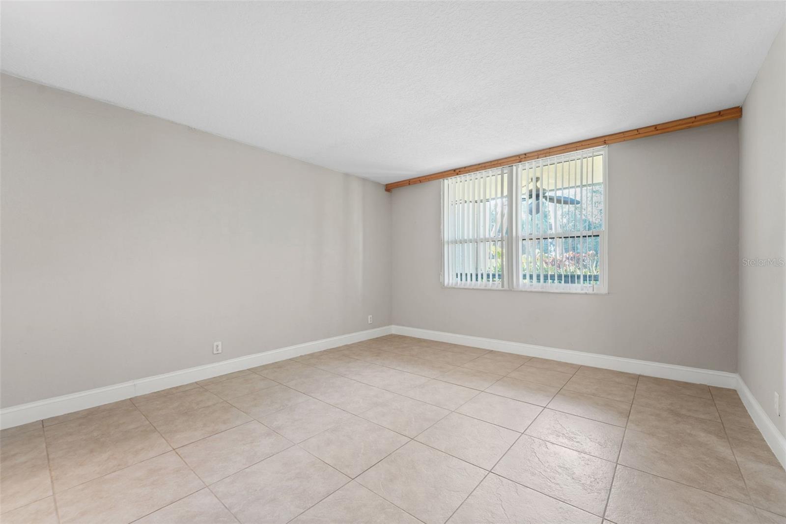 COVE CAY 26-14 VILLAGE I - Residential