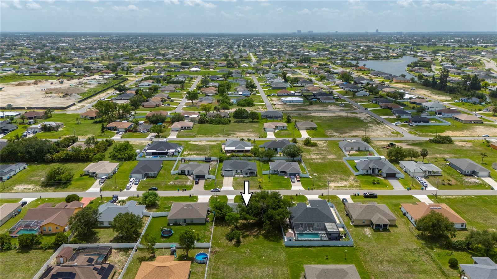 CAPE CORAL - Residential