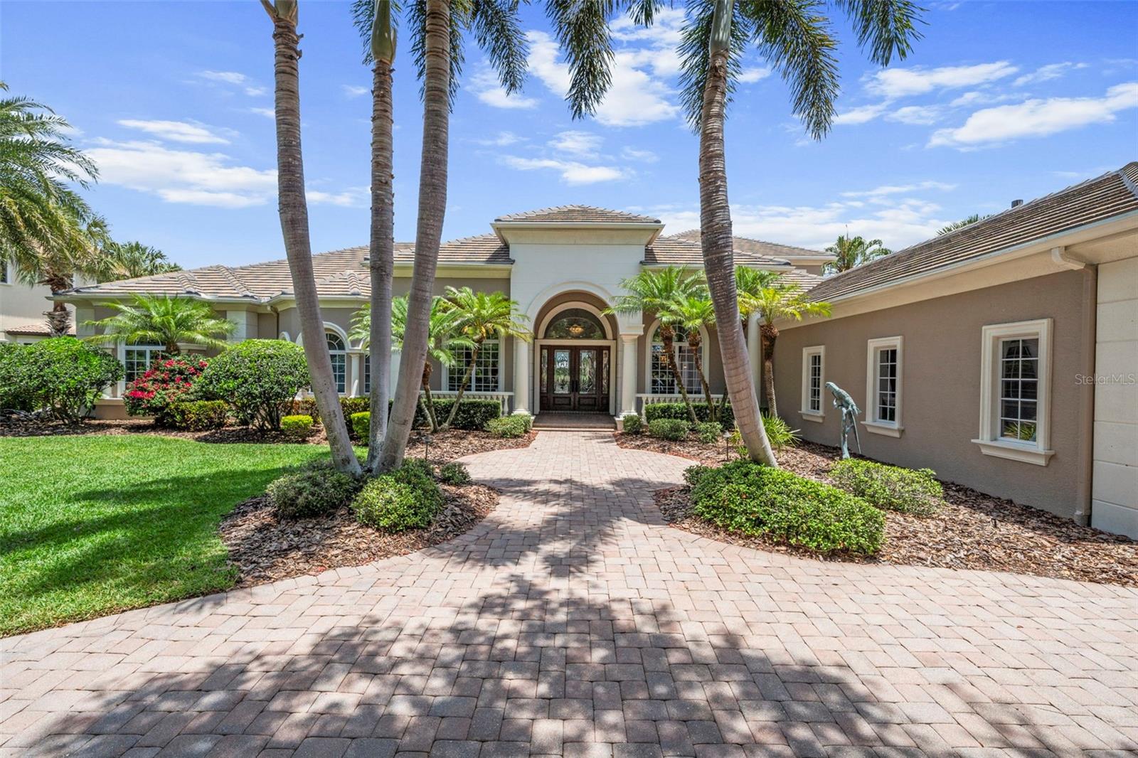 4085 FOUNDERS CLUB DRIVE