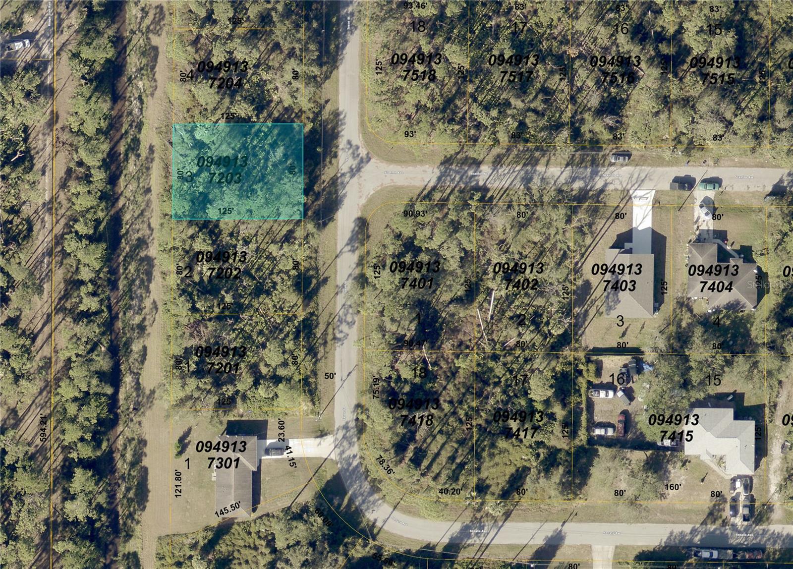 NORTH PORT - An excellent growing residential buildable lot with privacy due to the greenway behind the land (no more rear neighbors), situated in a NO FLOOD ZONE, NO H.O.A. FEES, NO DEED RESTRICTIONS. Great access to US 41 (Tamiami Tr), I-75, shopping, Braves Spring Training, Parks, beaches, boating, and fishing areas. Land has dry peat moss which has value to gardeners and horticulturists. Survey is available.