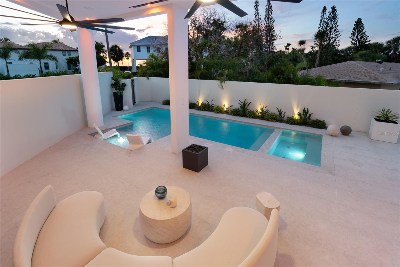 LONGBOAT KEY ESTATES - Residential