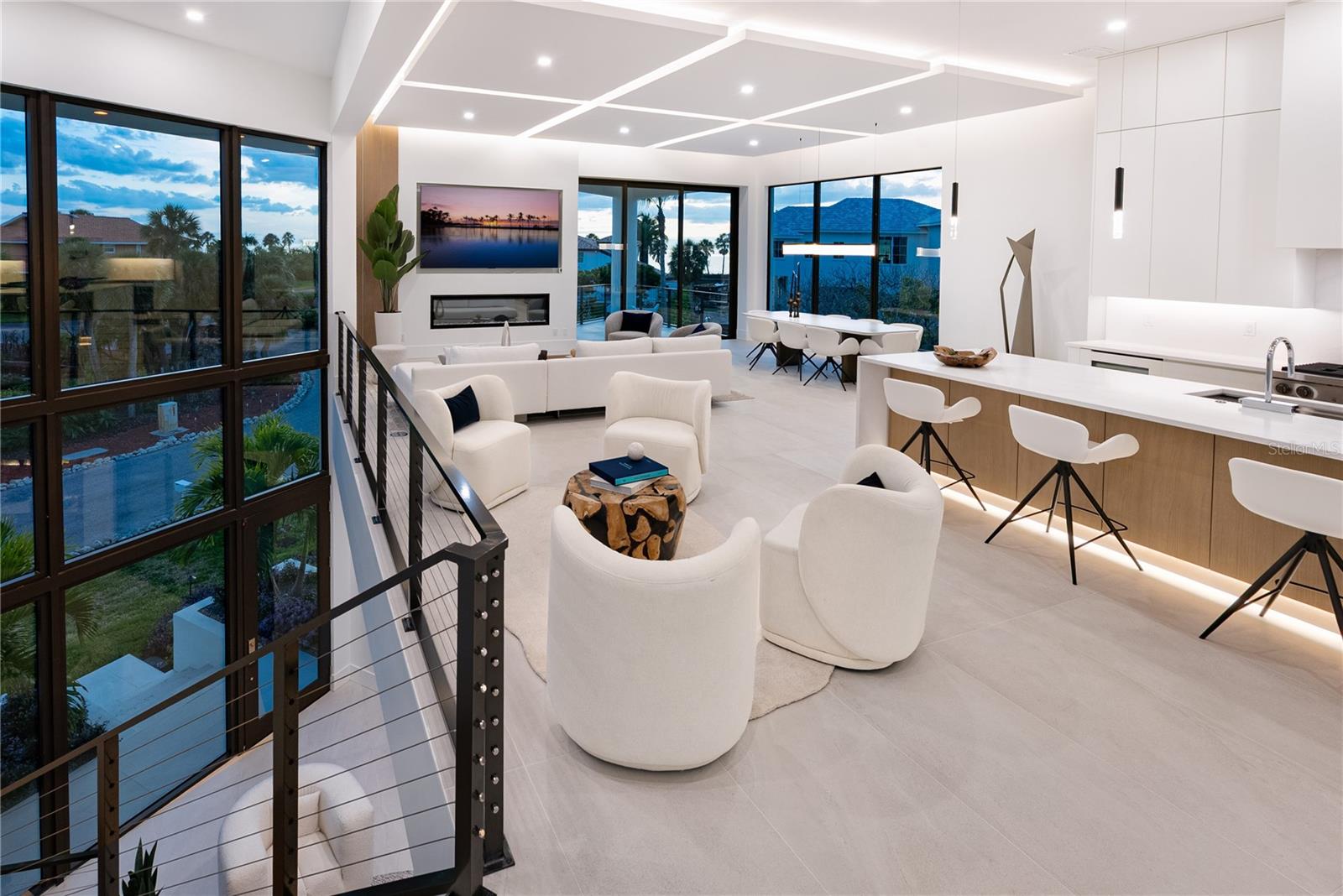 LONGBOAT KEY ESTATES - Residential