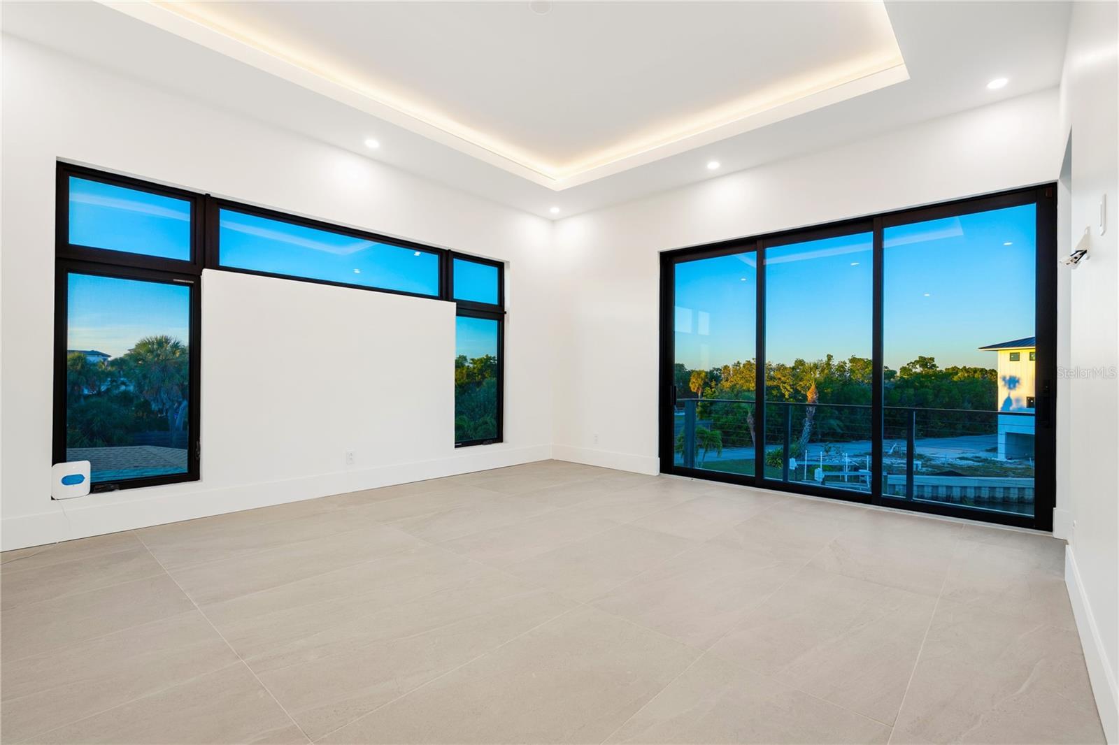 LONGBOAT KEY ESTATES - Residential