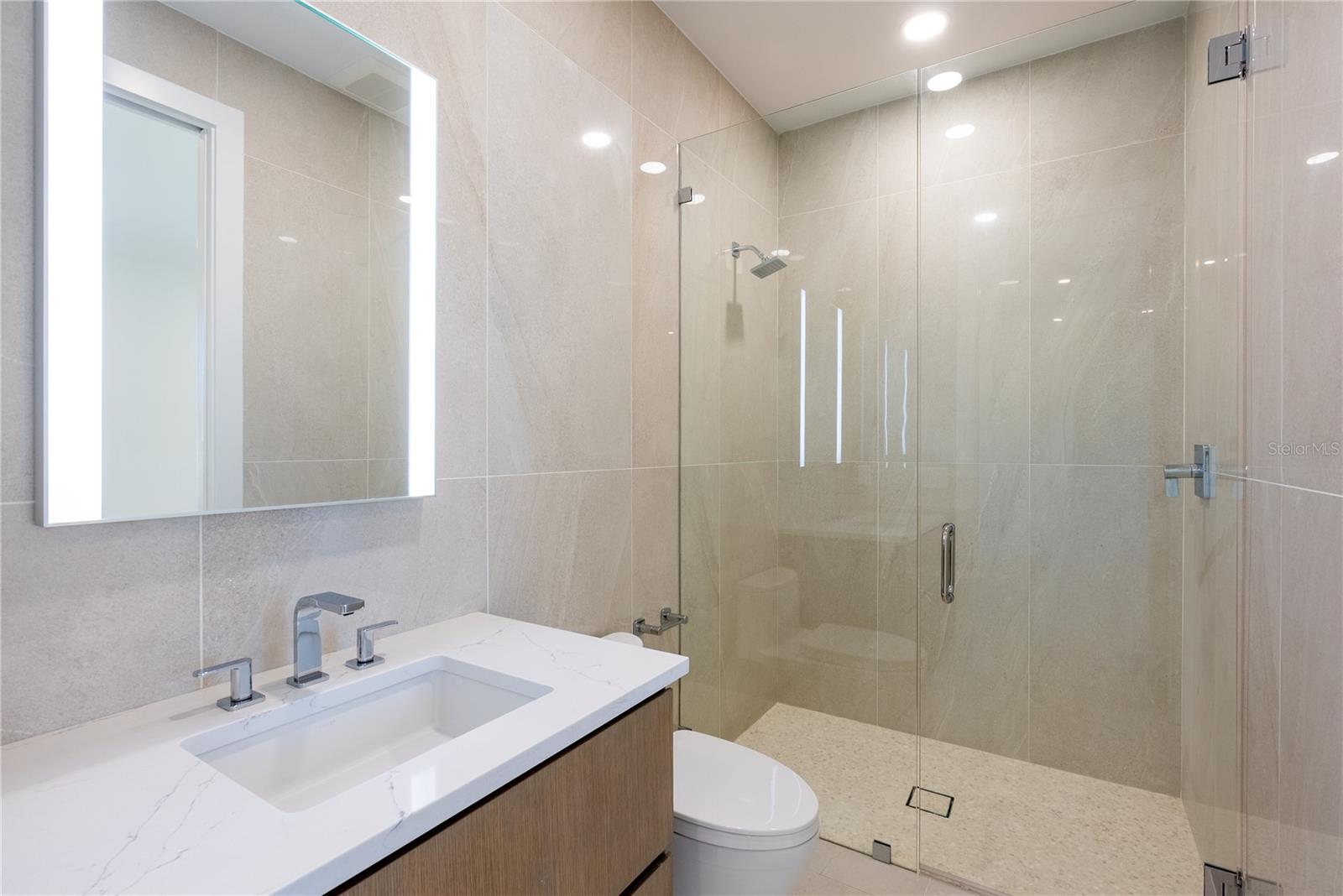 LONGBOAT KEY ESTATES - Residential