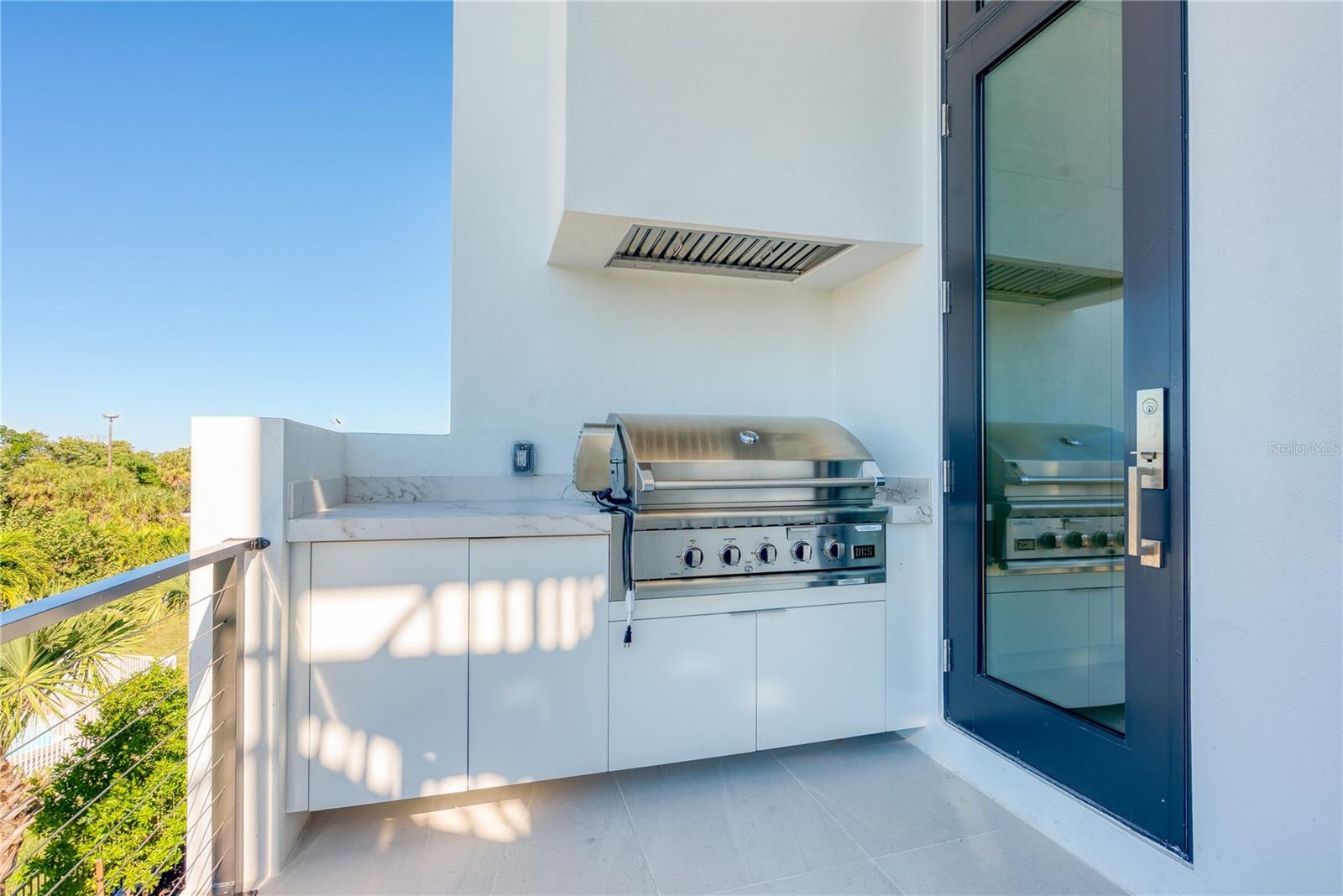 LONGBOAT KEY ESTATES - Residential