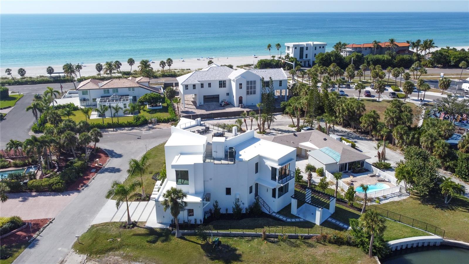 LONGBOAT KEY ESTATES - Residential