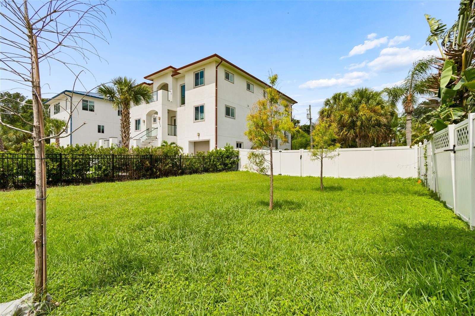 1964 CEDAR DRIVE