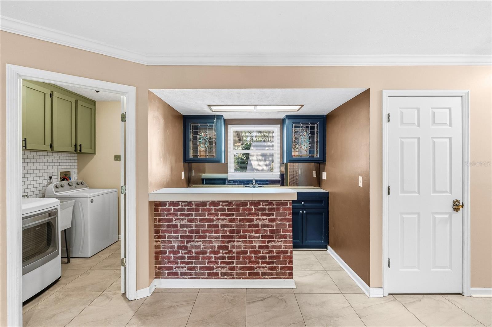 FOREST LAKE ESTATES - Residential