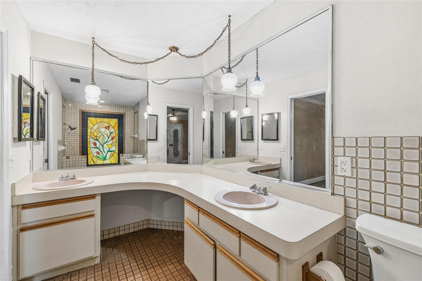 FOREST LAKE ESTATES - Residential