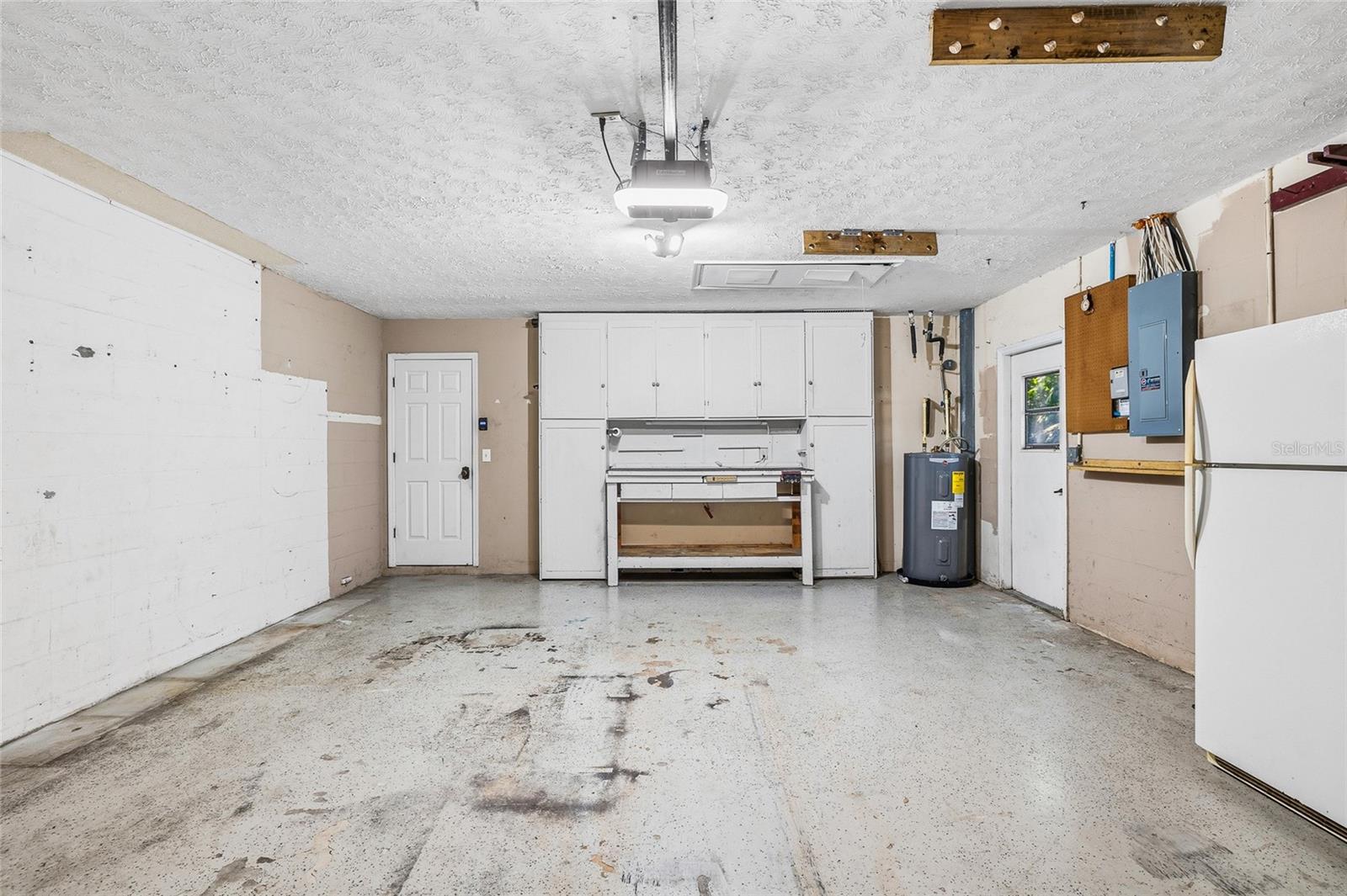 FOREST LAKE ESTATES - Residential