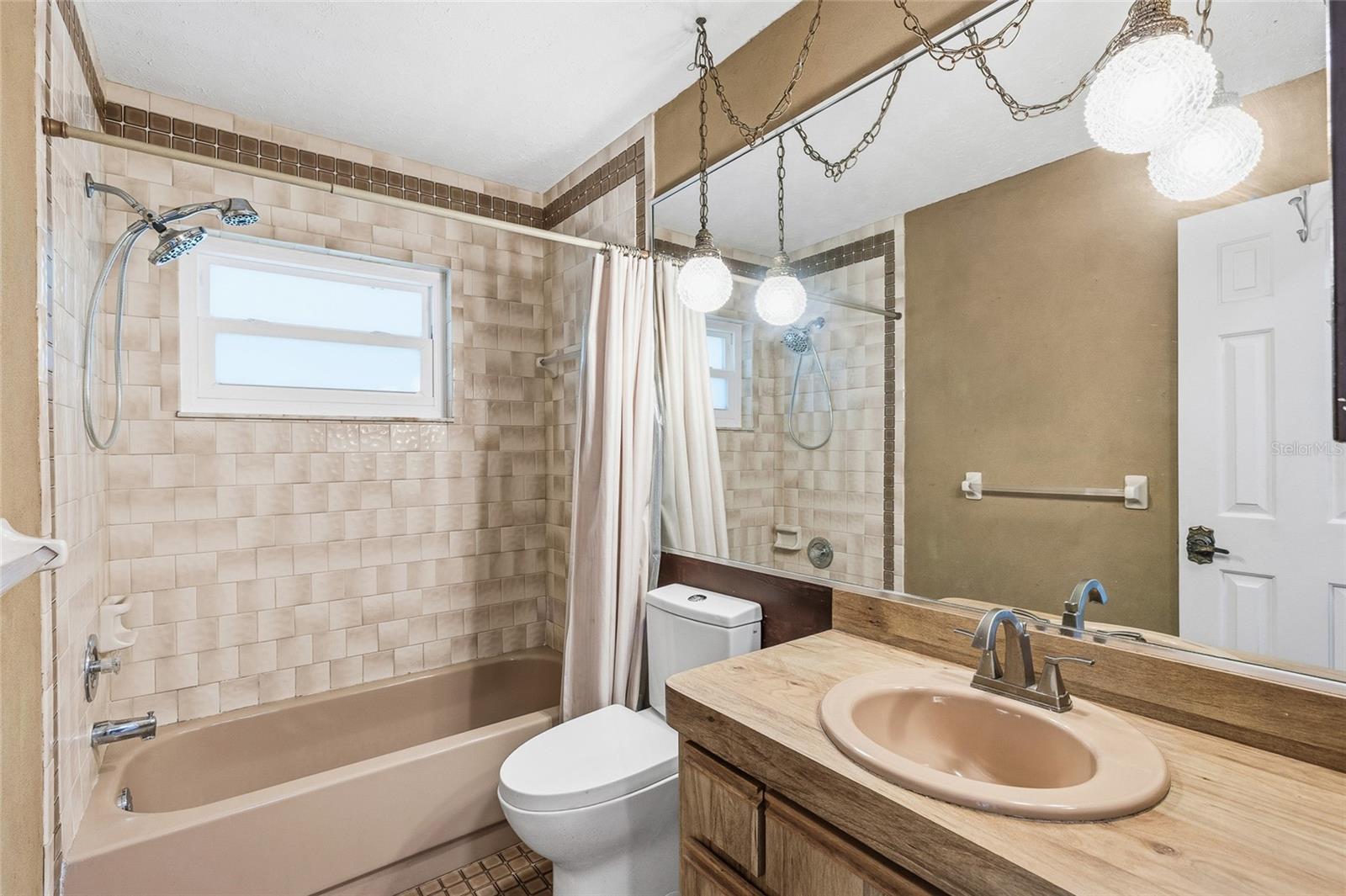 FOREST LAKE ESTATES - Residential