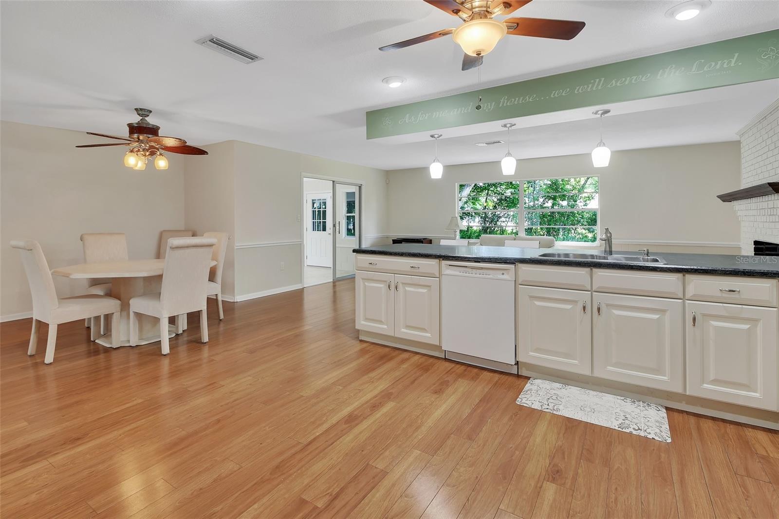 ROLLING ACRES ESTATES UNIT 01 - Residential