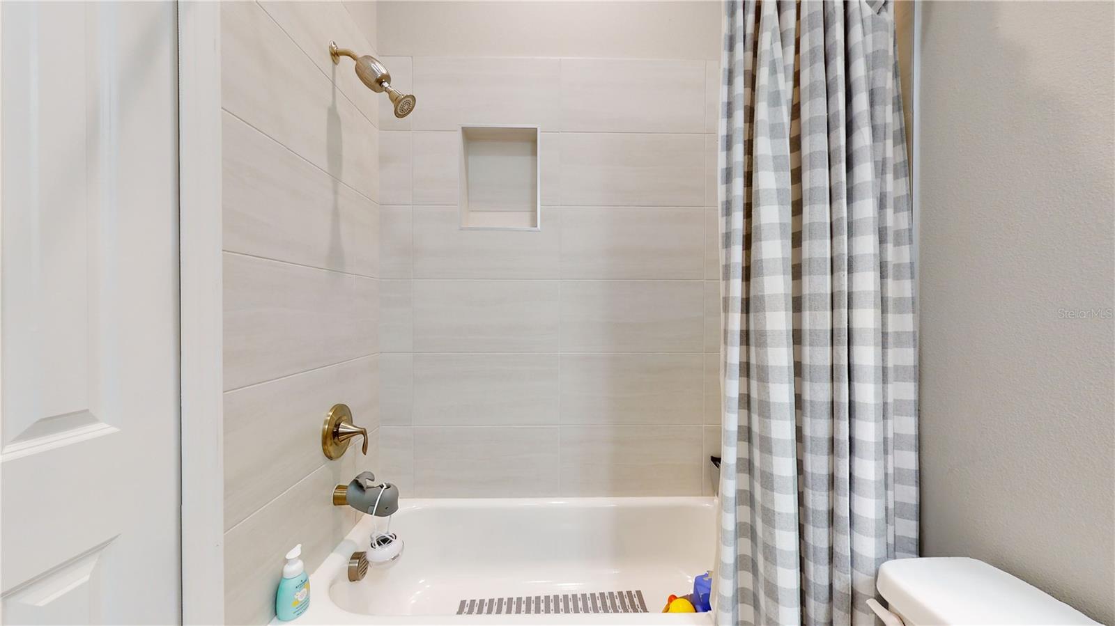 CYPRESS TRAILS TWNHMS OF TARPON SPGS - Residential