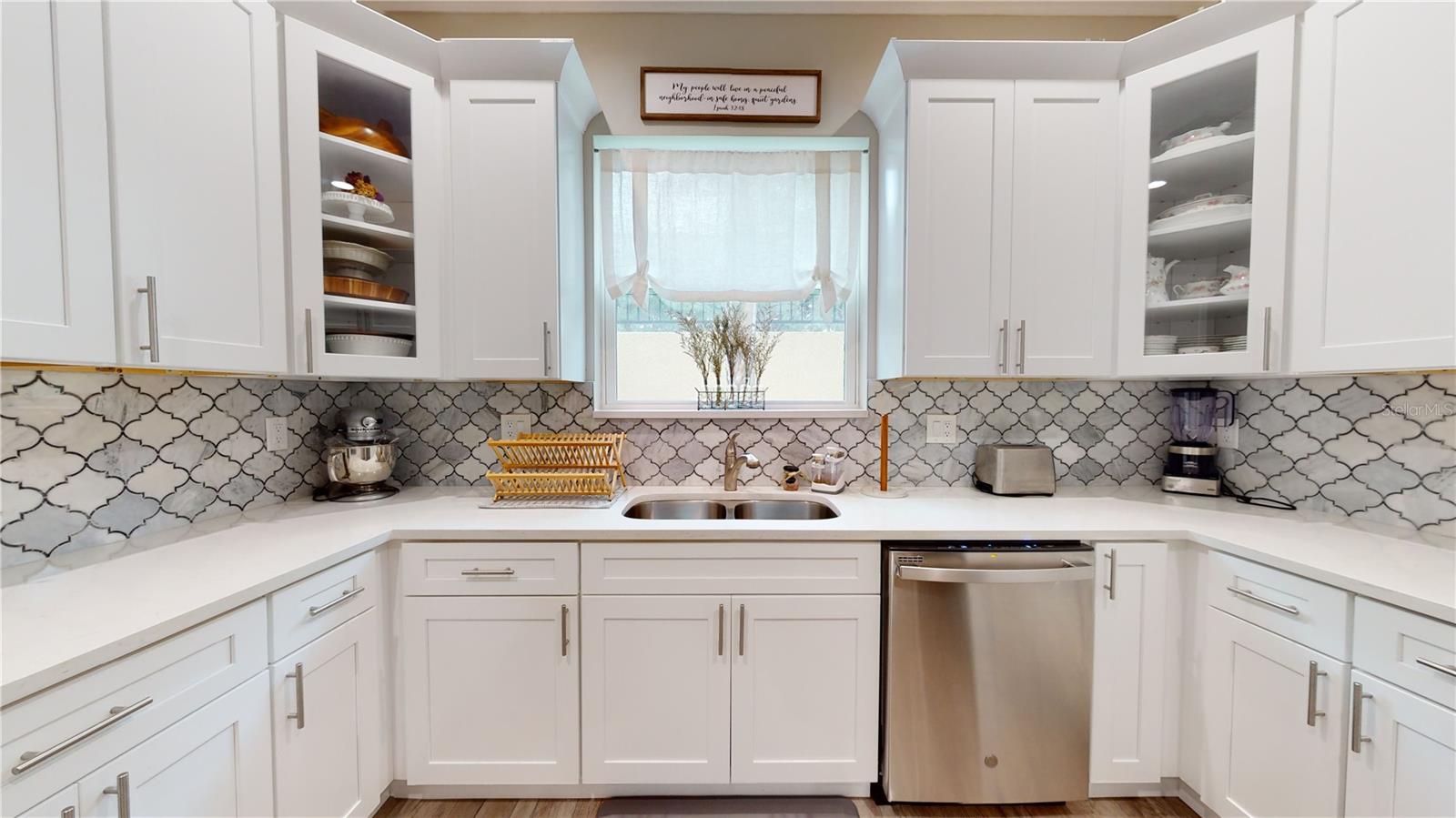 CYPRESS TRAILS TWNHMS OF TARPON SPGS - Residential