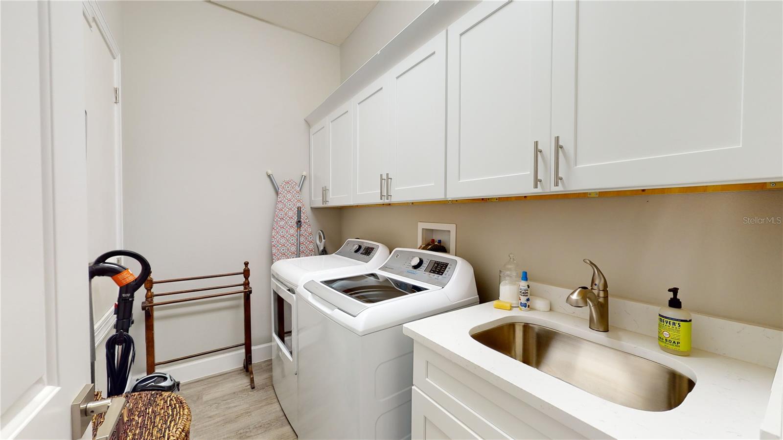 CYPRESS TRAILS TWNHMS OF TARPON SPGS - Residential