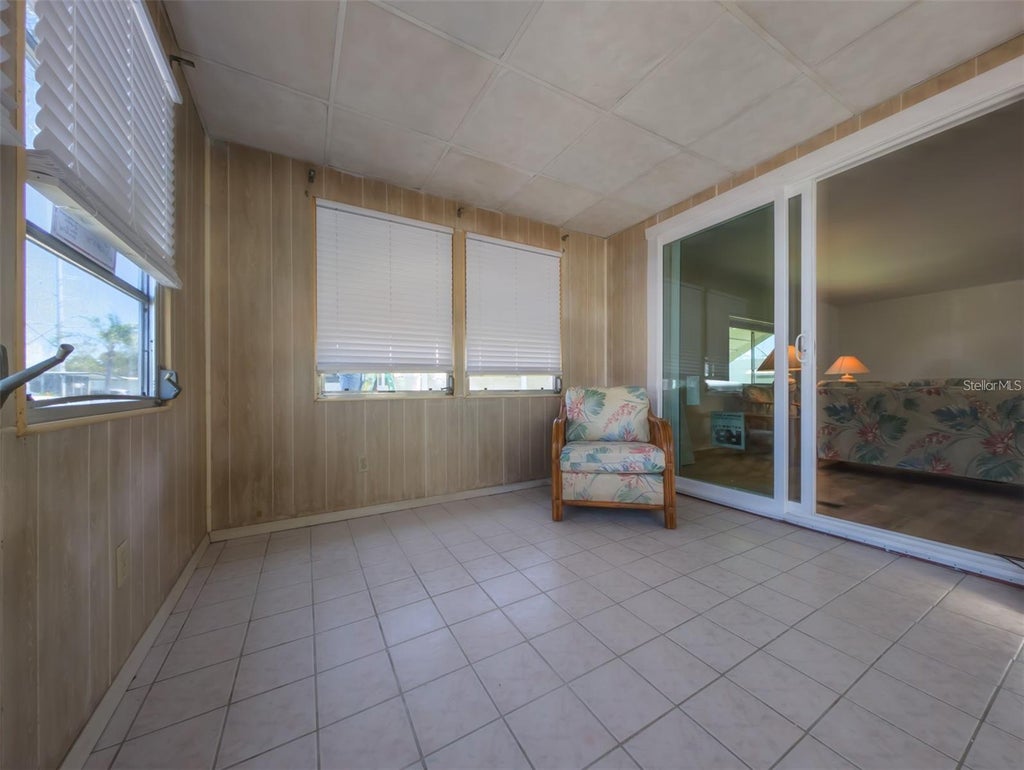Photo of 229 Dixie Ln, Tarpon Springs, FL 34689 (MLS # TB8547505)