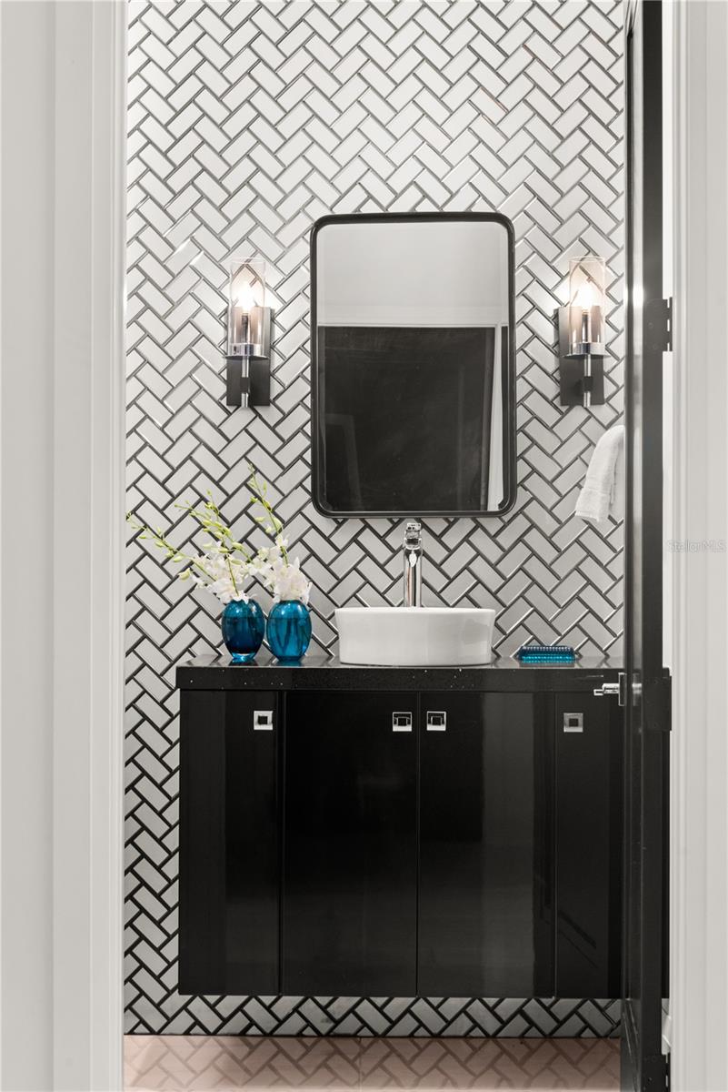 REUNION WEST VLGS NORTH - Residential