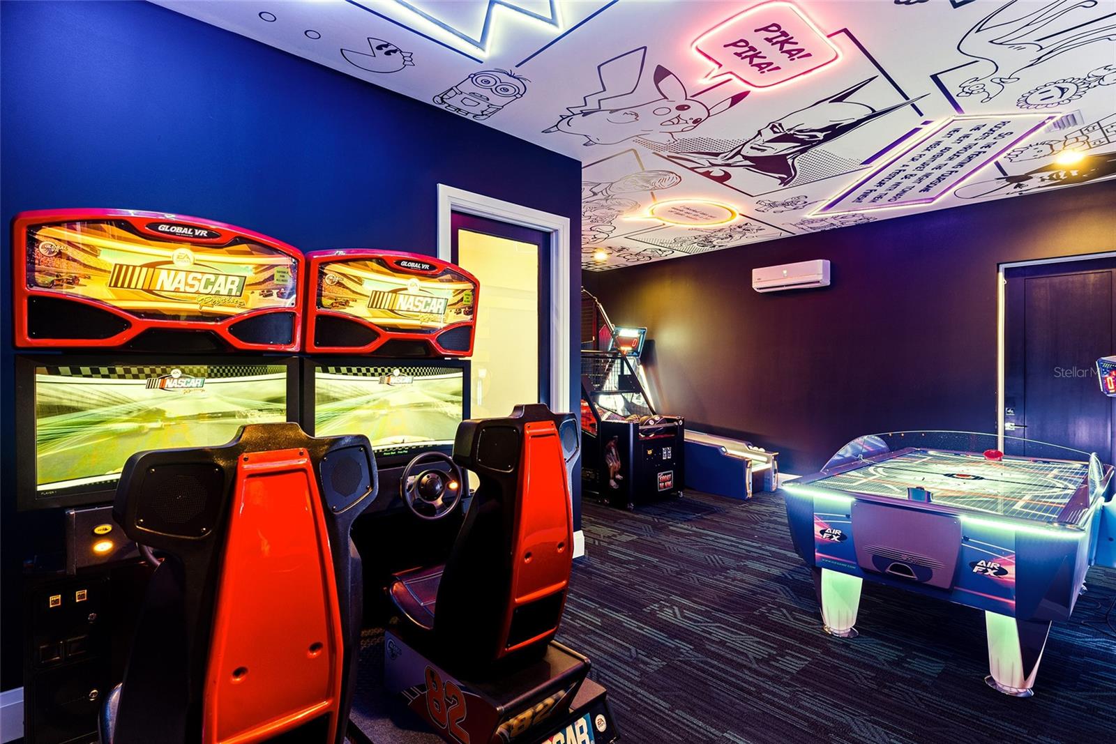 REUNION WEST VLGS NORTH - Residential