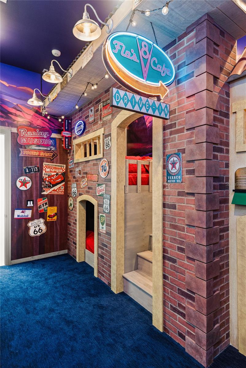 REUNION WEST VLGS NORTH - Residential