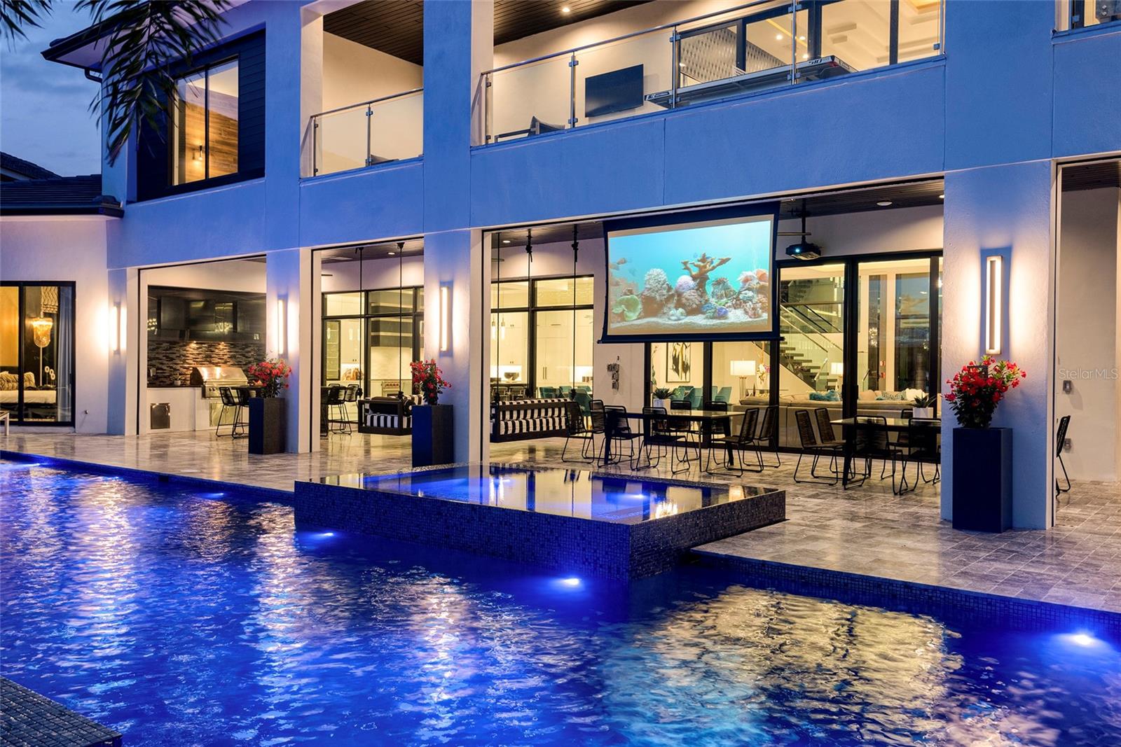 REUNION WEST VLGS NORTH - Residential