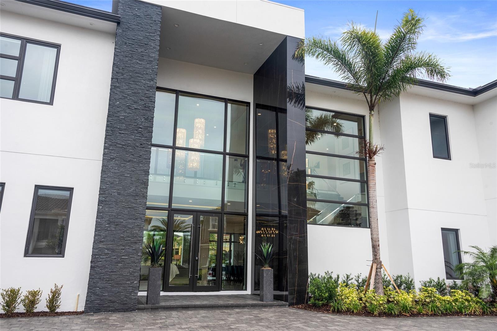 REUNION WEST VLGS NORTH - Residential