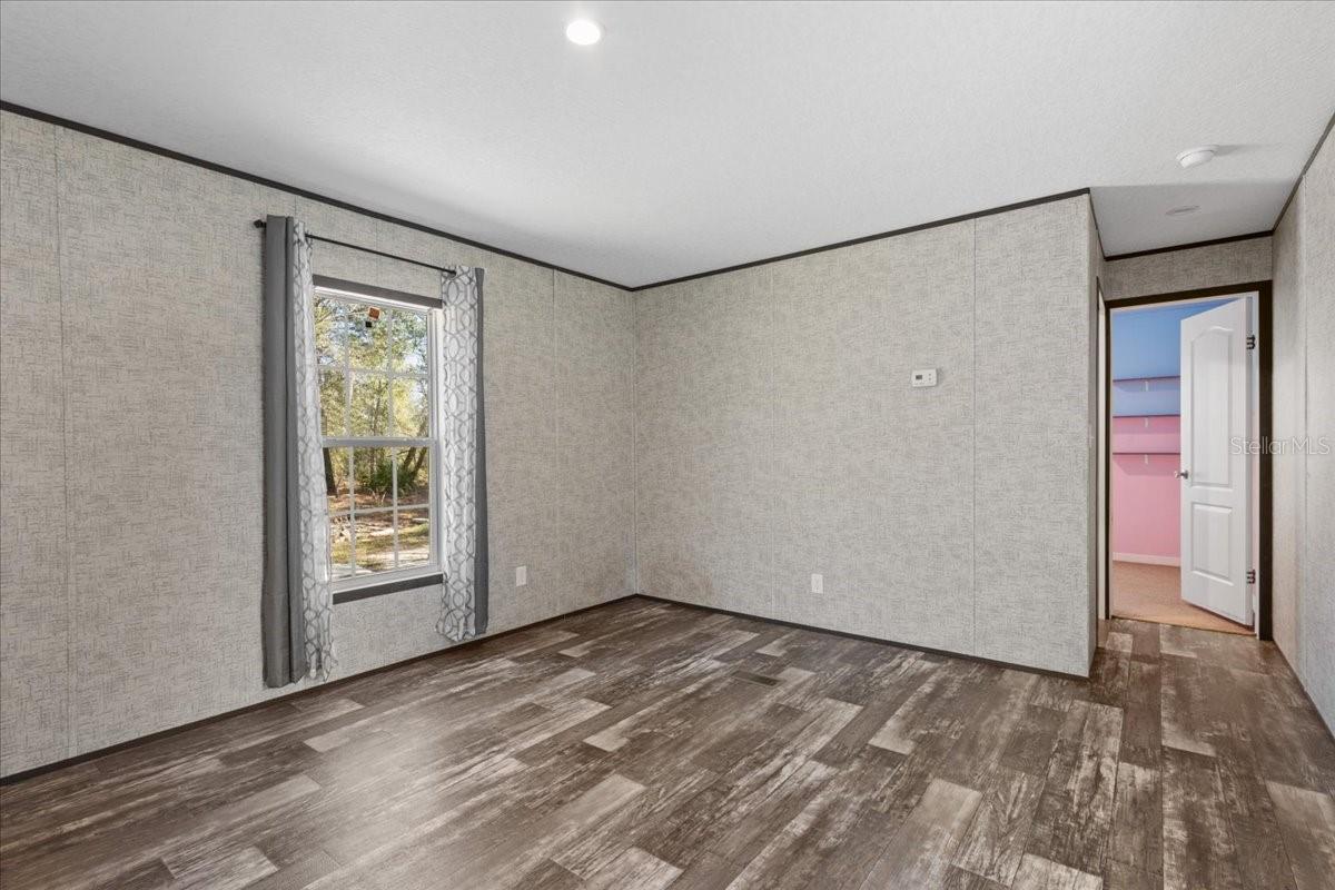 OAK RIDGE ESTATES - Residential